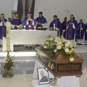 Na Plehanu pokopan prof. dr. sc. fra Božo Lujić